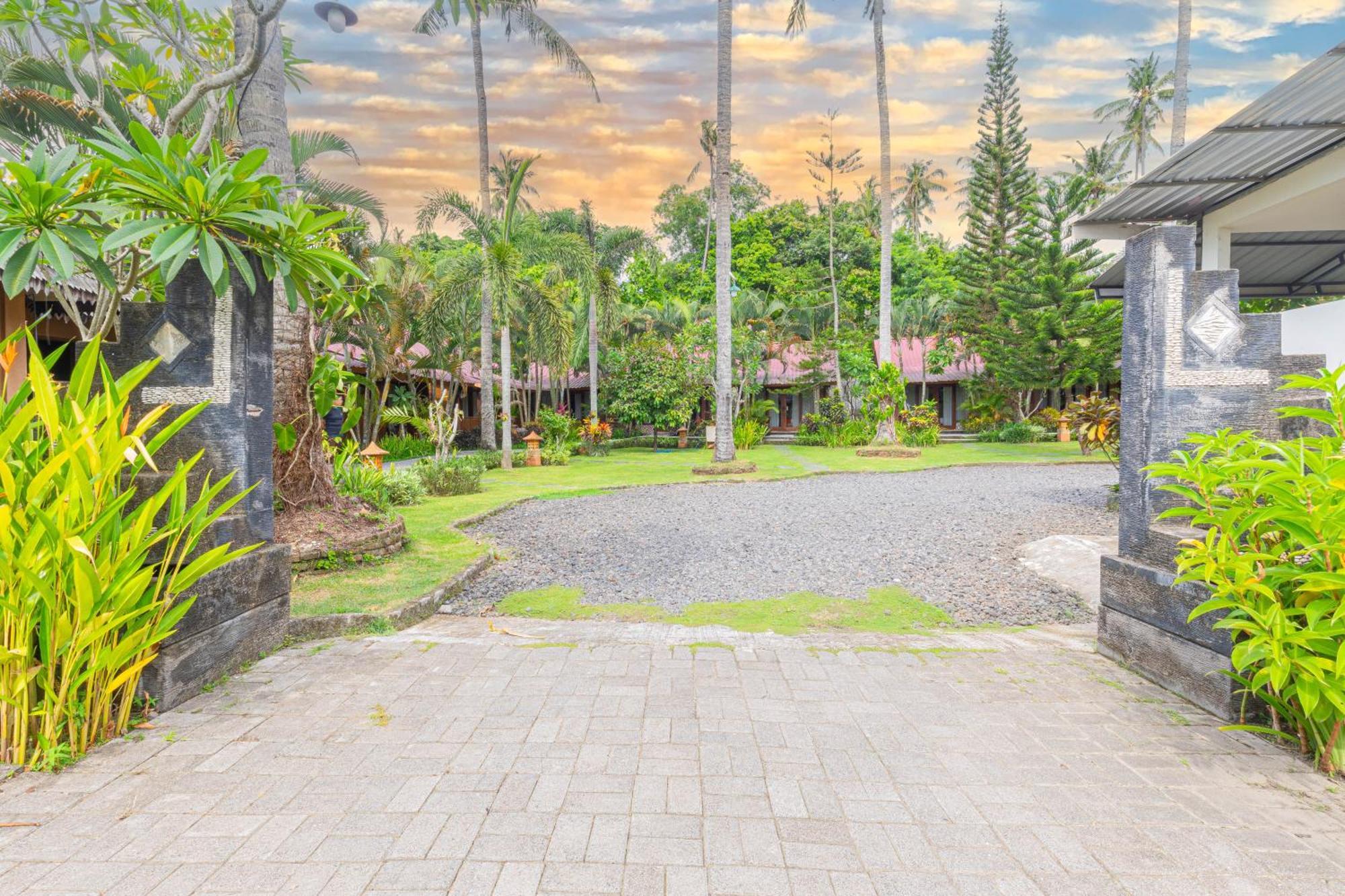 Green Asri Hotel Senggigi Exteriér fotografie